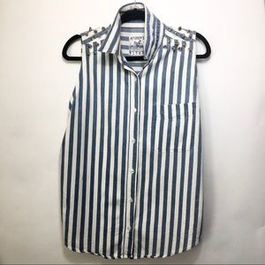 Andrew Blues women's sz M sleeveless denim stripped spike shirt